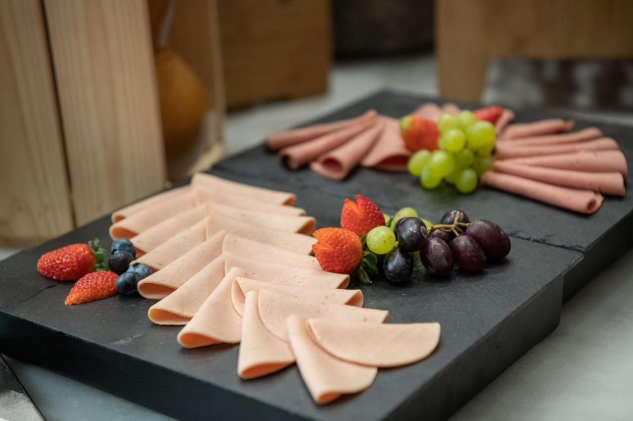 Radisson Blu Hotel, Jeddah Corniche Ngoại thất bức ảnh Turkey ham